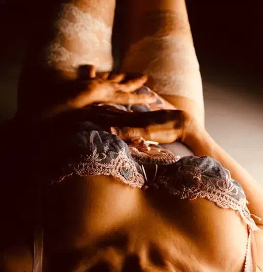 CLAUDIA MASSAGE (Maison Close Stuttgart)