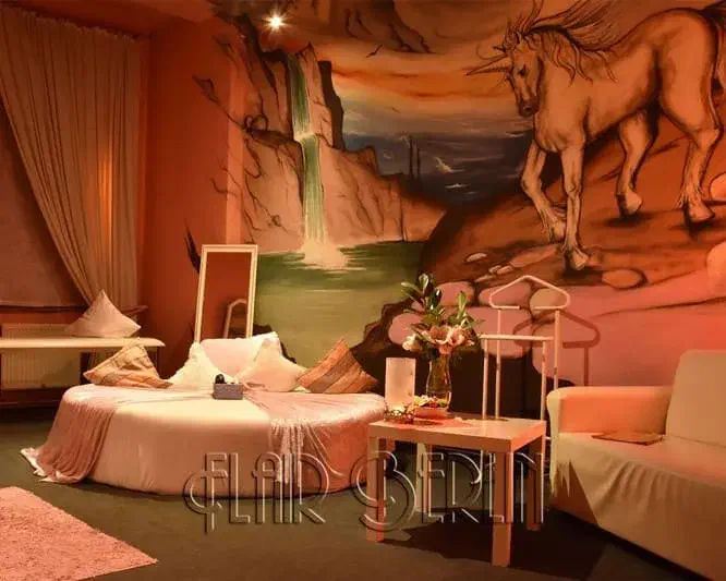 FLAIR BERLIN (Maison Close Berlin)